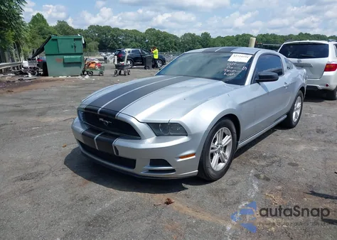 2013 Ford Mustang V6 z USA, uszkodzony, nr VIN 1ZVBP8AMXD5281458